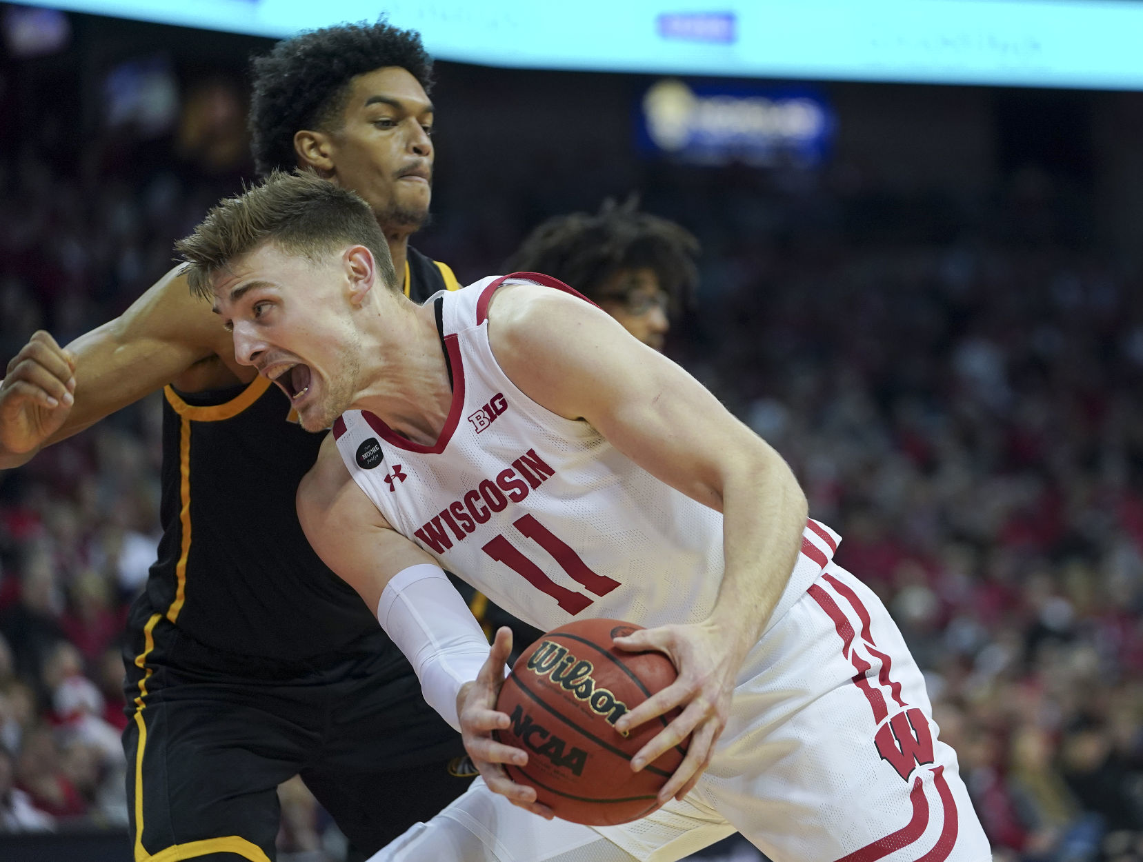 Badgers 83, Panthers 64